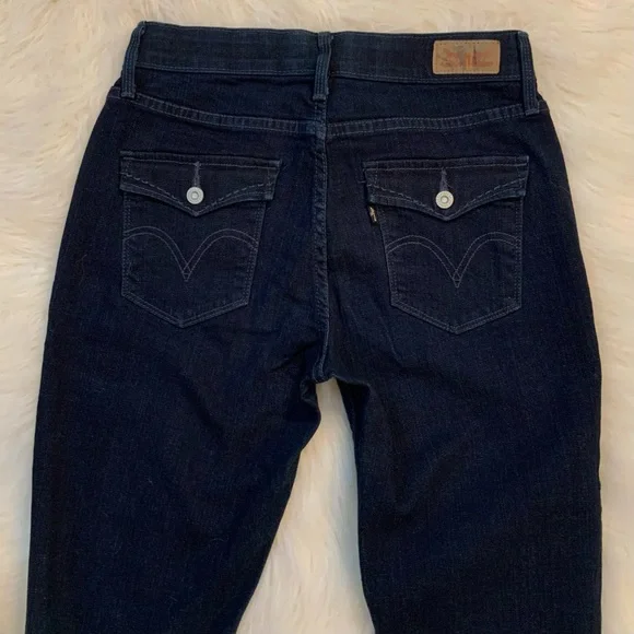 NWOT Levi’s Perfect Waist 525 Dark Blue Straight Leg Women's Jeans - Picture 3 of 13